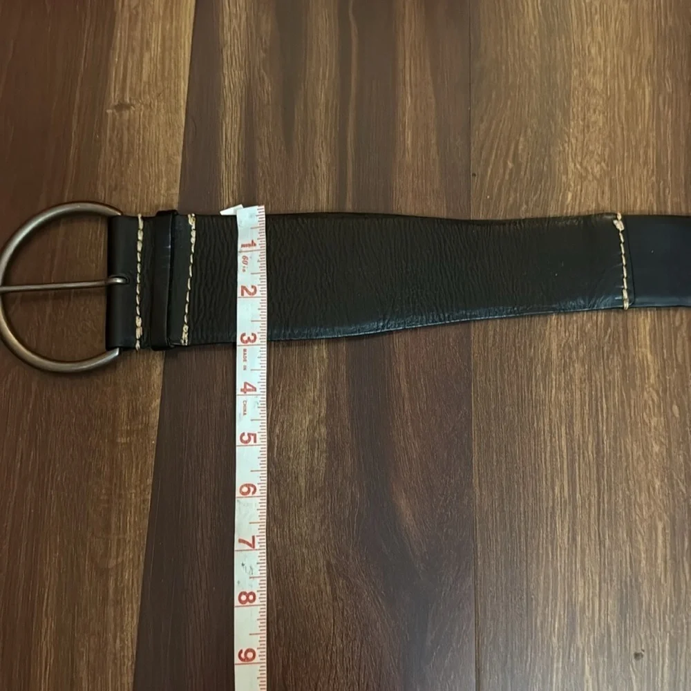 GAP Women’s Black Leather Belt Size Medium